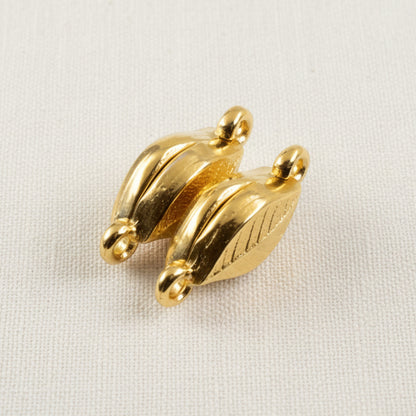 Leaf Magnetic Clasp Gold: Easy Close 2-Pack Elegant Jewelry Findings