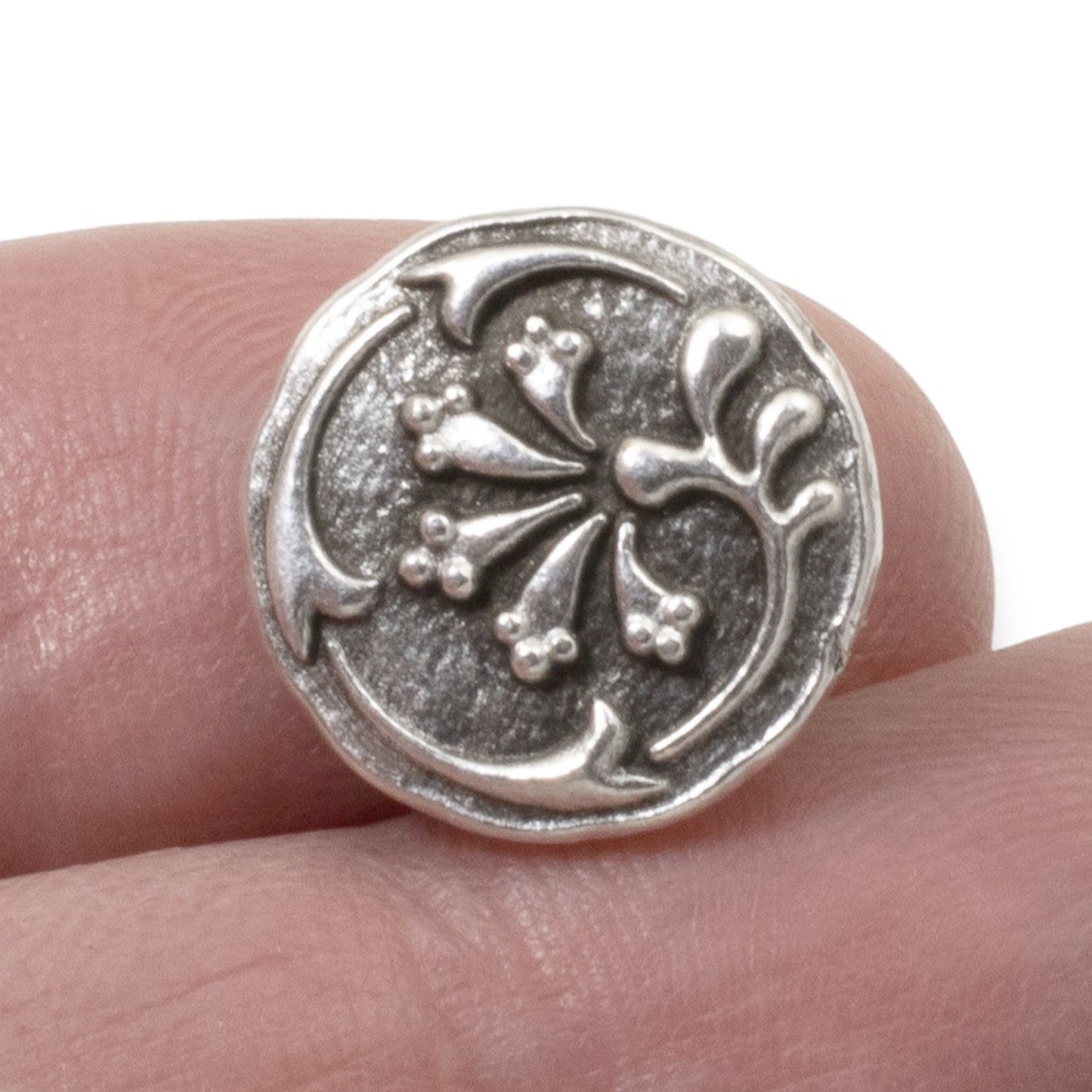 Silver Vignette Buttons, 4-Pack Floral Metal Shank Buttons for Wrap Bracelets