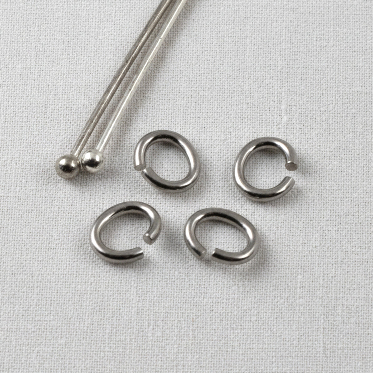 Titanium Oval Jump Rings, Medium 7-Pack, Hypoallergenic Open Findings