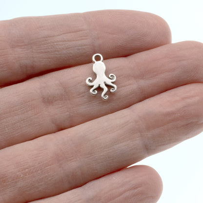 Silver Octopus Charms: 4-Pack Sea Creature Pendants, Summer Beach Nautical Jewelry