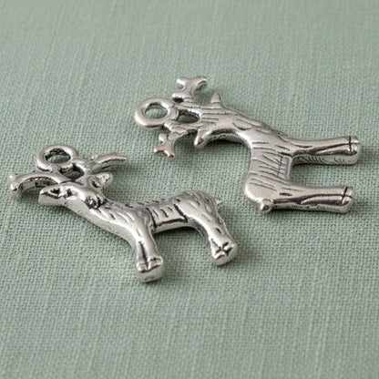 Silver Deer Charms: Nature Woodland Animal Pendant DIY 10-Pack