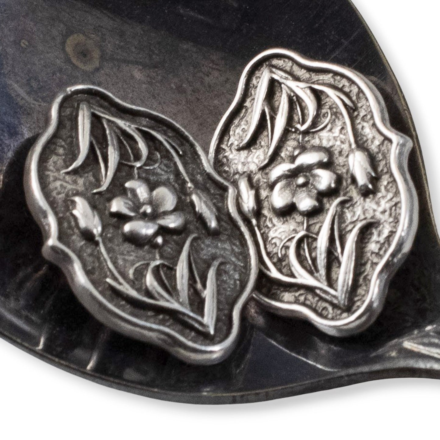 Silver Flower Button Clasp: Antique Silver Leather Cord Closure 2-Pack