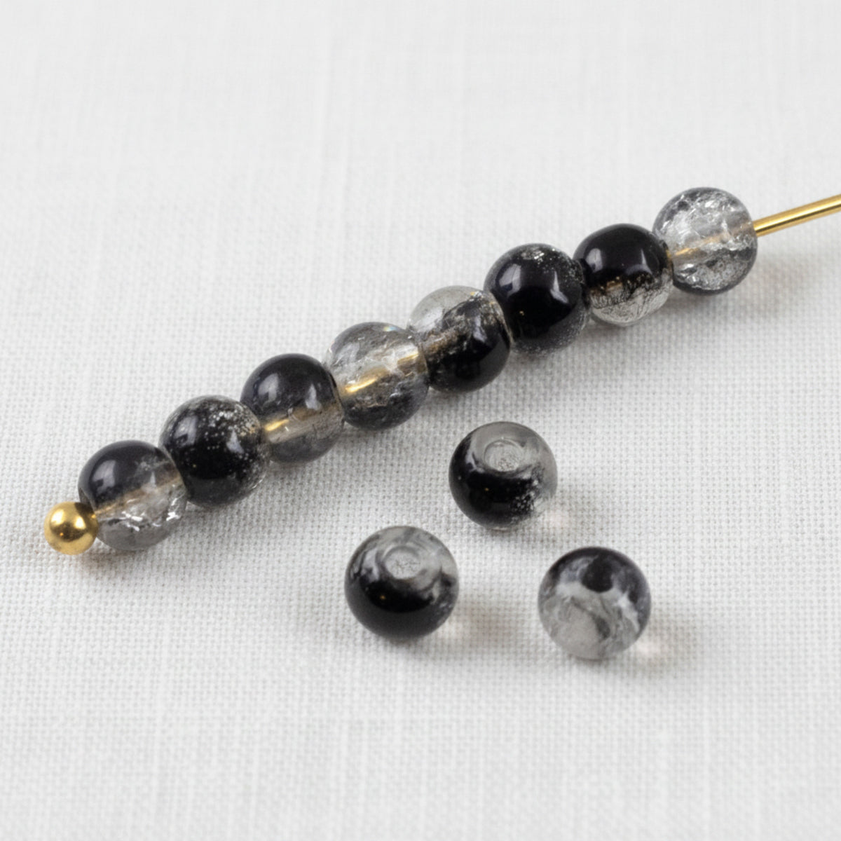 4mm Black & Clear Round Glass Crackle Beads, Two-Tone Double Color 200/Pkg