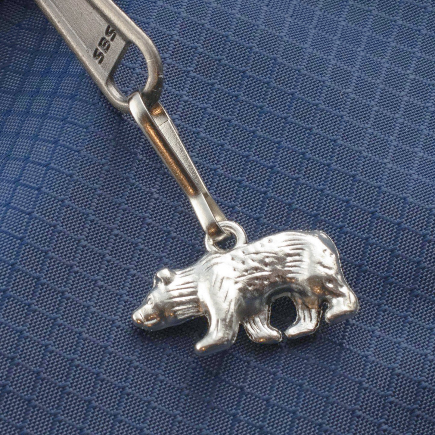 Bear Zipper Charm: Silver Wildlife Wilderness Nature Bag Keychain