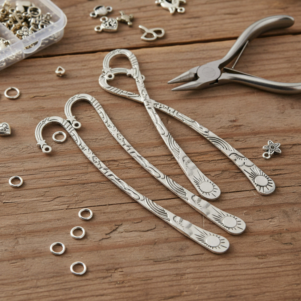 Silver Star & Sun Bookmarks: Customizable Charm Base 5-Pack