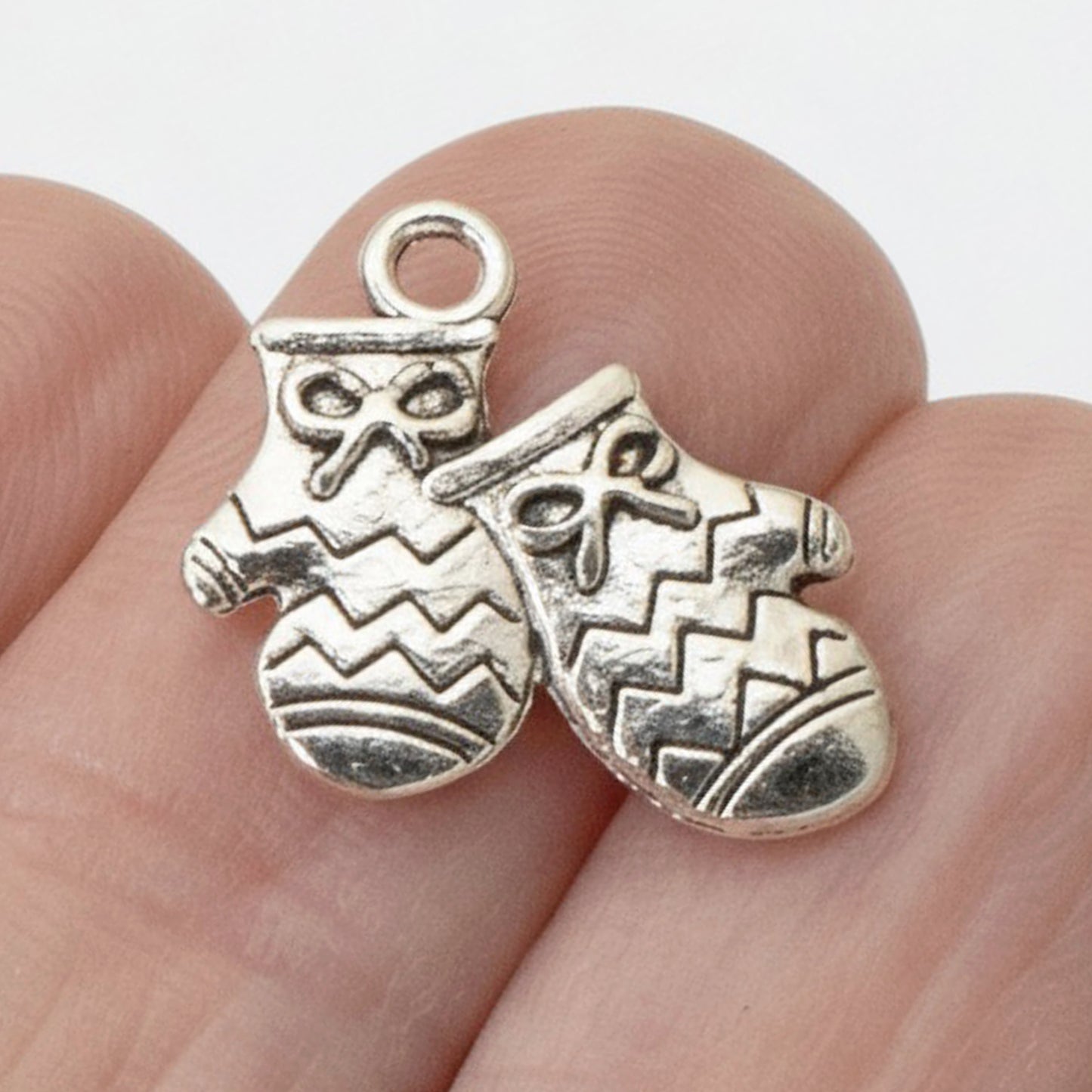 Silver Mitten Charms Winter Holiday Christmas Jewelry Making 20-Pack