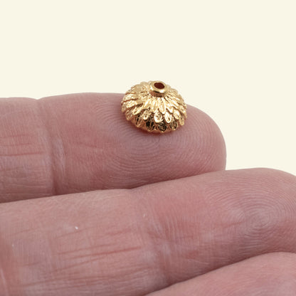 Gold Acorn Bead Caps, 20-Pack 24K Plated Elegant Findings for Jewelry Making