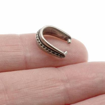 Dark Silver Pinch Bails Hammered Design, 4-Pack Antique Pewter Pendant Holders