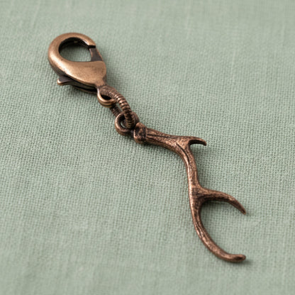 Copper Antler Clip-On Charm: Nature-Inspired Accessory for Bags and Jewelry