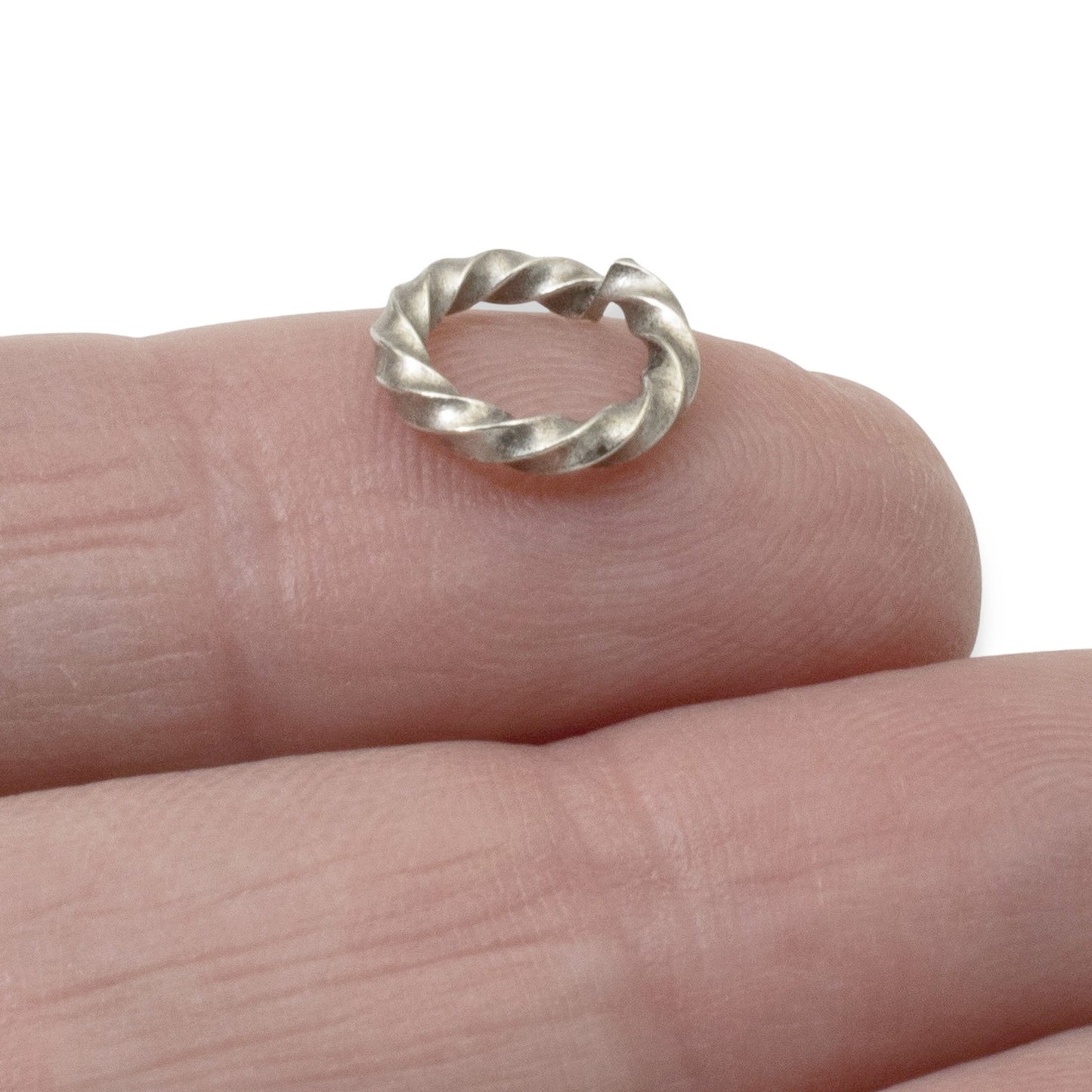 Large Antique Silver Rope Jump Rings: 10-Pack Charm Necklace Connectors