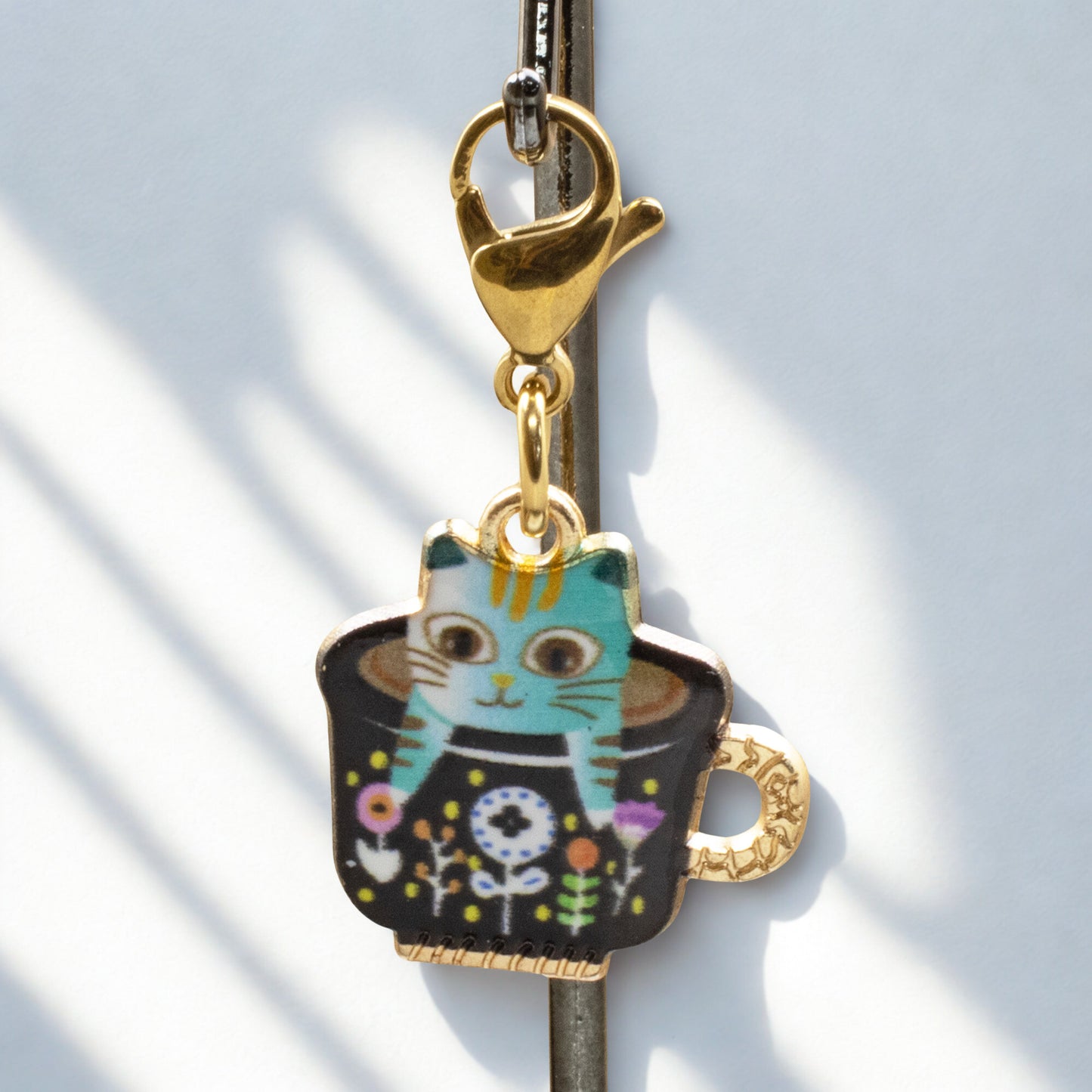 Whimsical Gold-Plated Enamel Cat in Teacup Charm - Clip-on Handbag Accessory