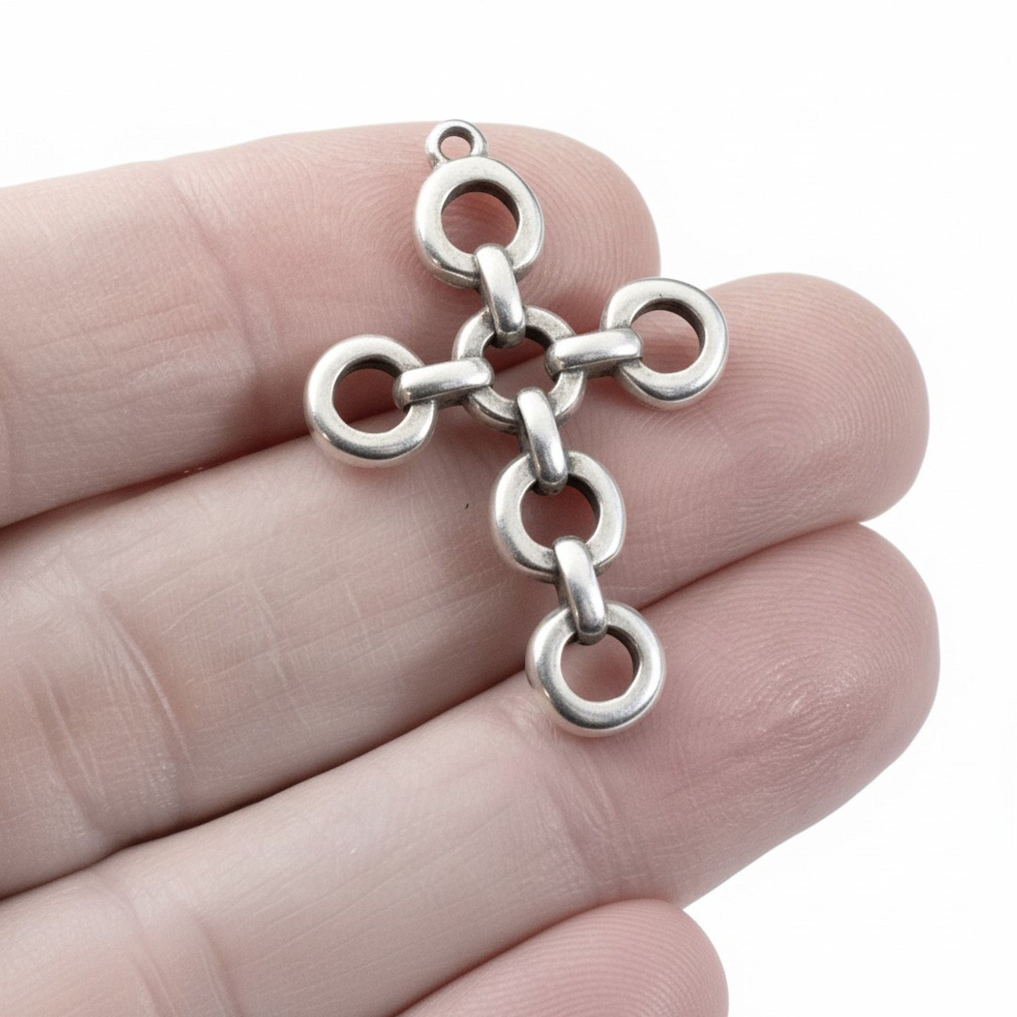 Cross Pendant with Open Chain Design: Silver-Plated Multi-Connect Boho