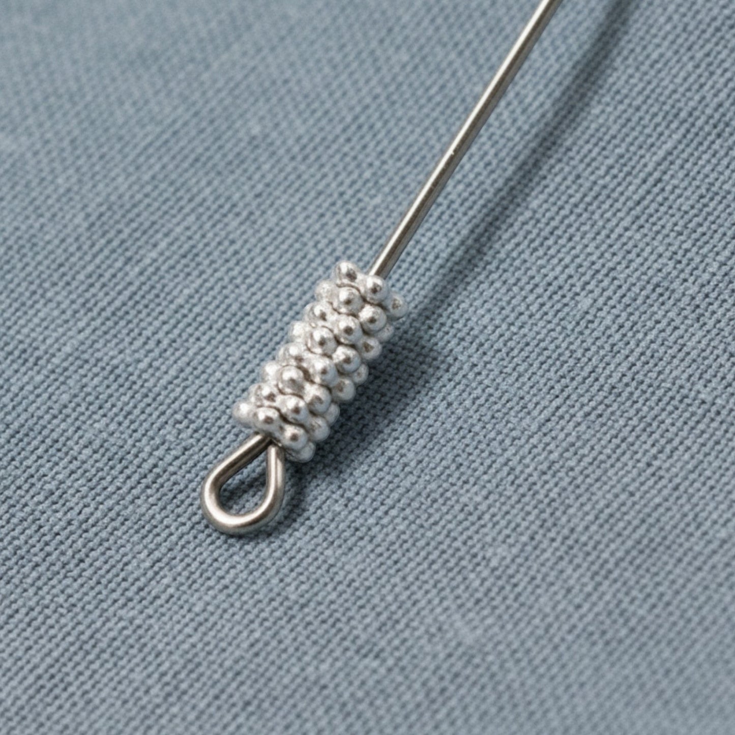 Hackberry Creek 3mm bright silver plated pewter daisy heishi spacer beads, 500 count bulk pack.